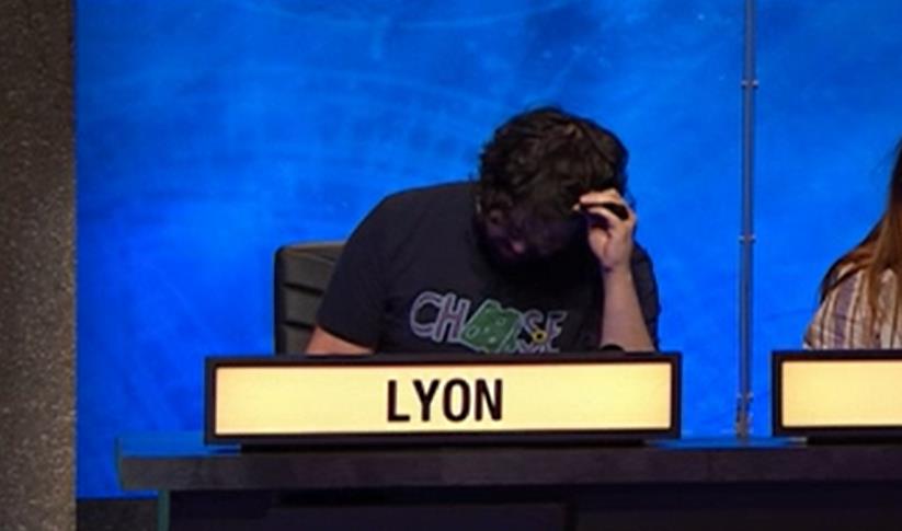 University Challenge viewers infuriated by contestant’s annoying habit – fuming ‘I can’t look!’