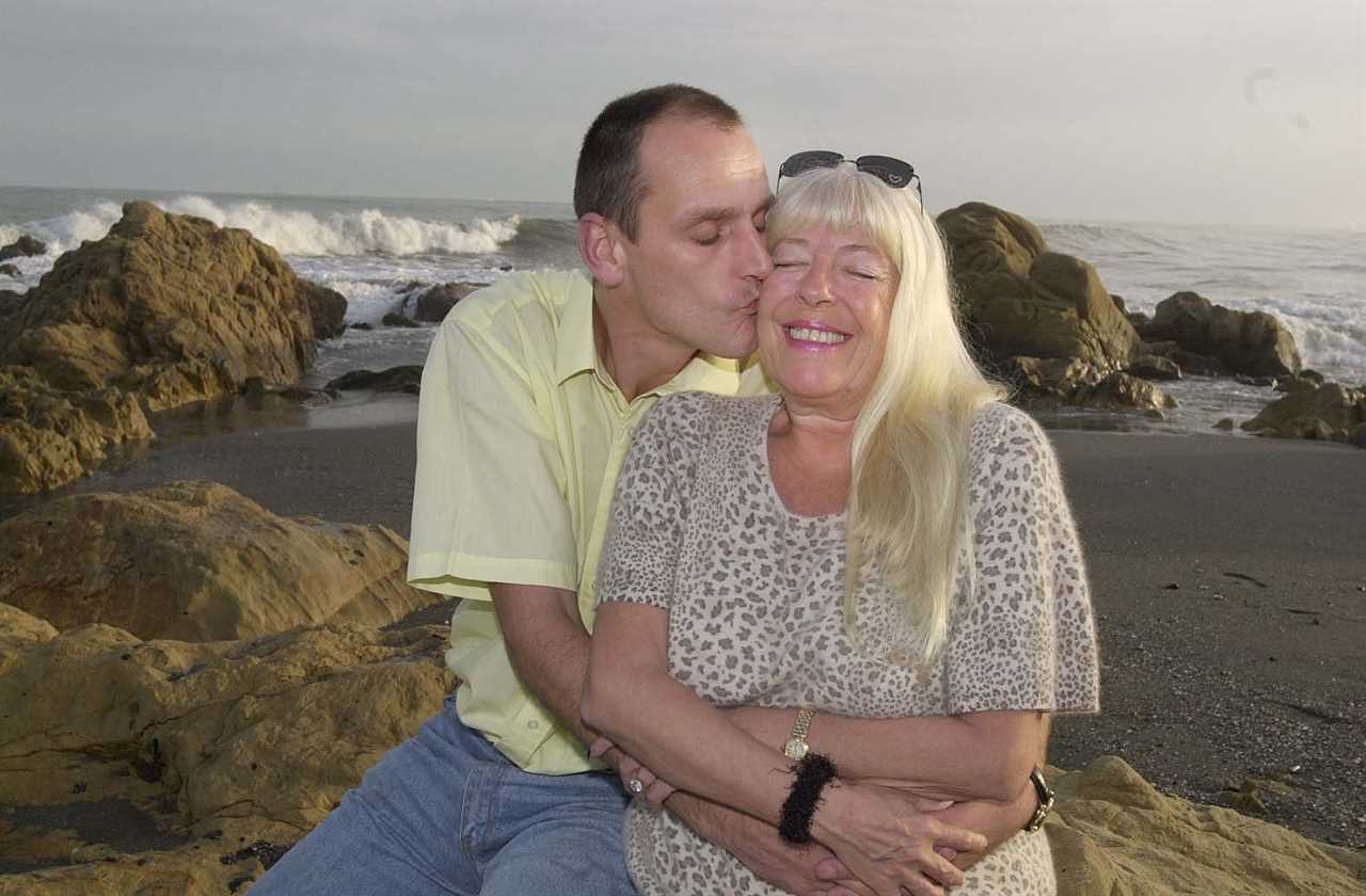 Coronation Street legend Julie Goodyear reveals she is suffering from dementia after ‘heartbreaking’ diagnosis