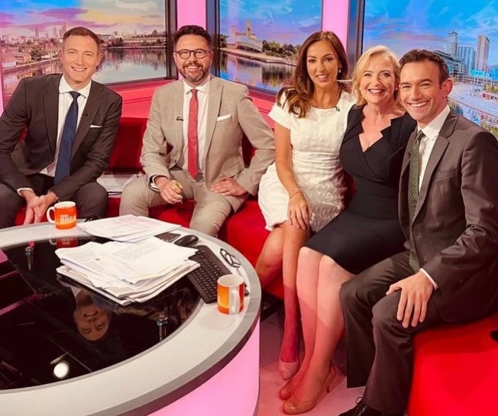 Jon Kay and Sally Nugent are worlds away from BBC Breakfast as they head ‘out out’ after filming show