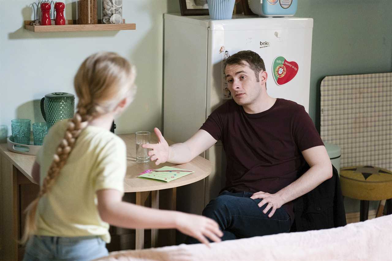 Ben Mitchell abandons daughter Lexi as eating disorder spirals out of control in EastEnders