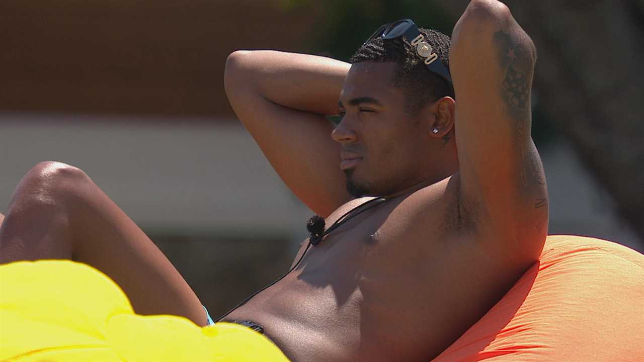 Tyrique confronts Ella and makes bold claim about hunky new boy Scott