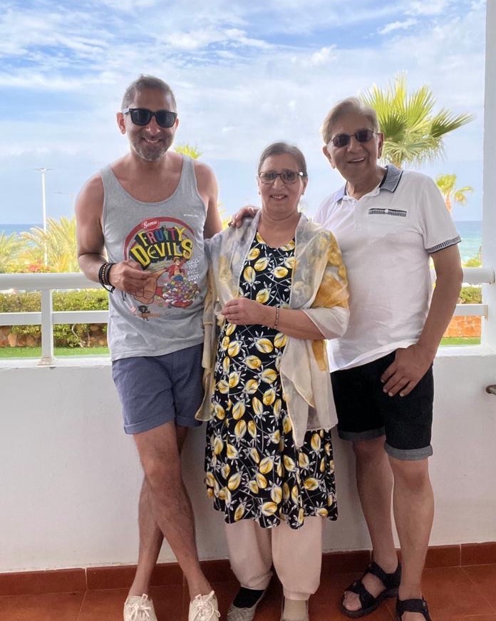 Gogglebox’s Siddiquis look very different on holiday alongside the family’s rarely-seen mum who never appears on show