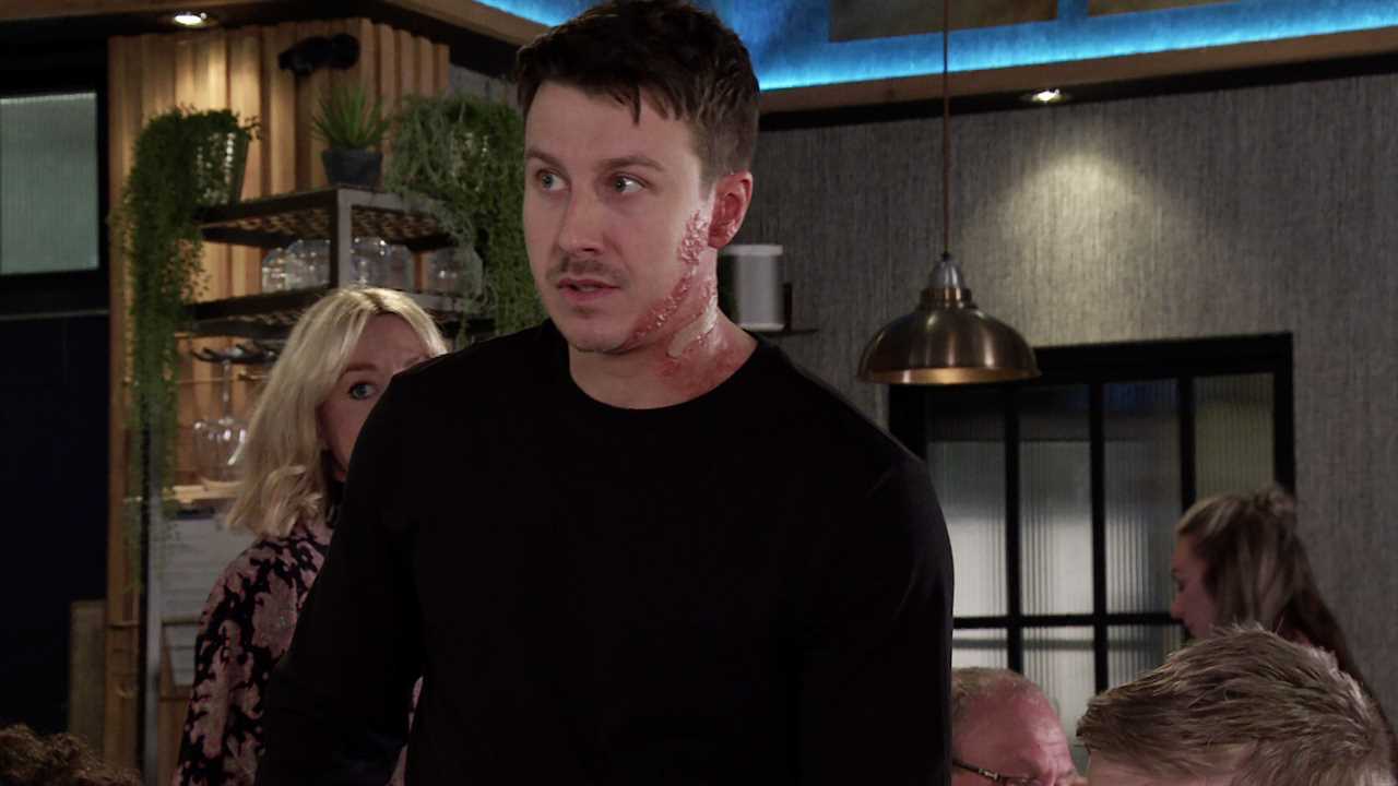 Ryan Connor gets new love interest after making a big decision in Coronation Street