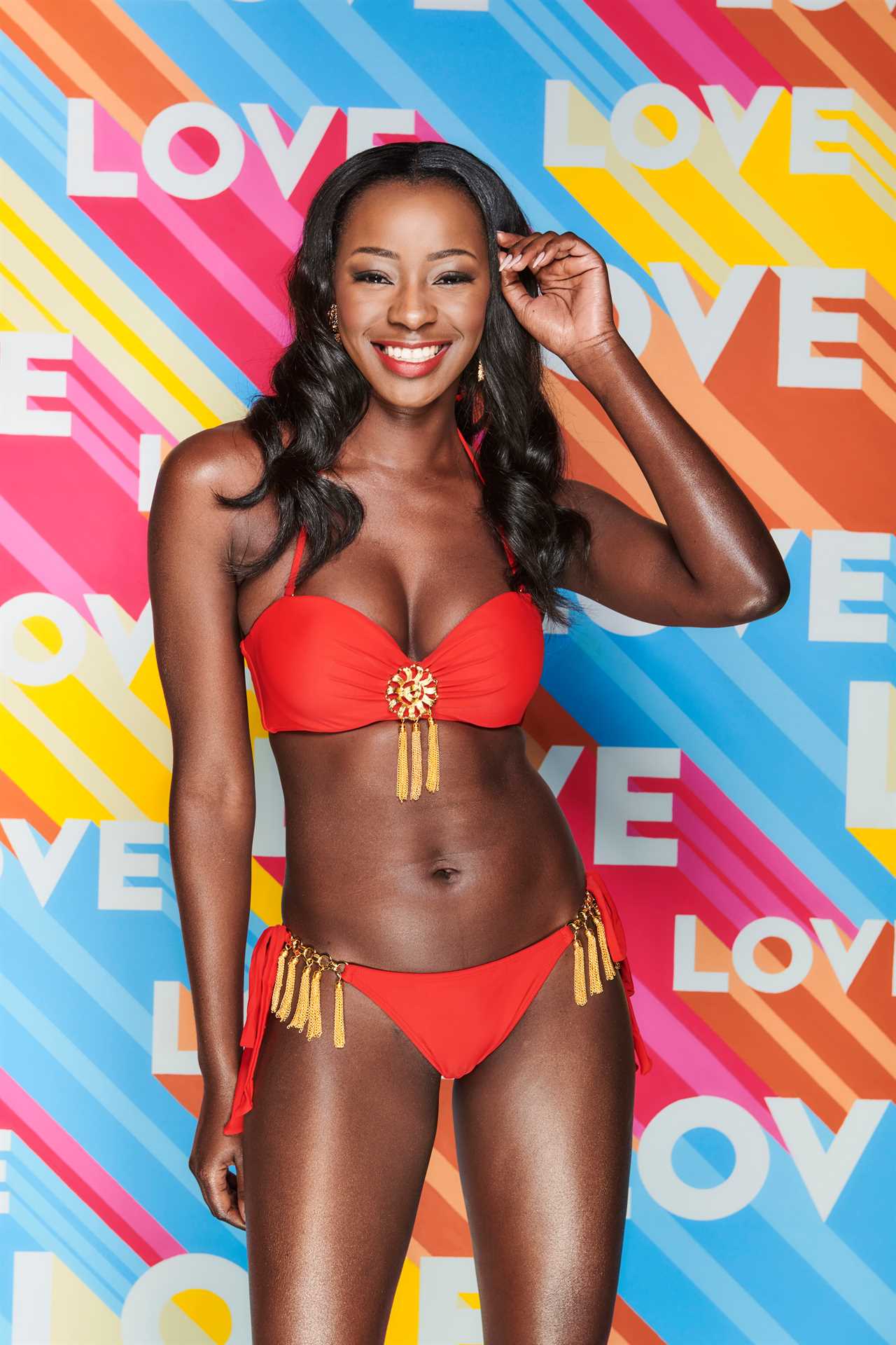 Love Island star reveals shock career change –  after dating top hunk on show