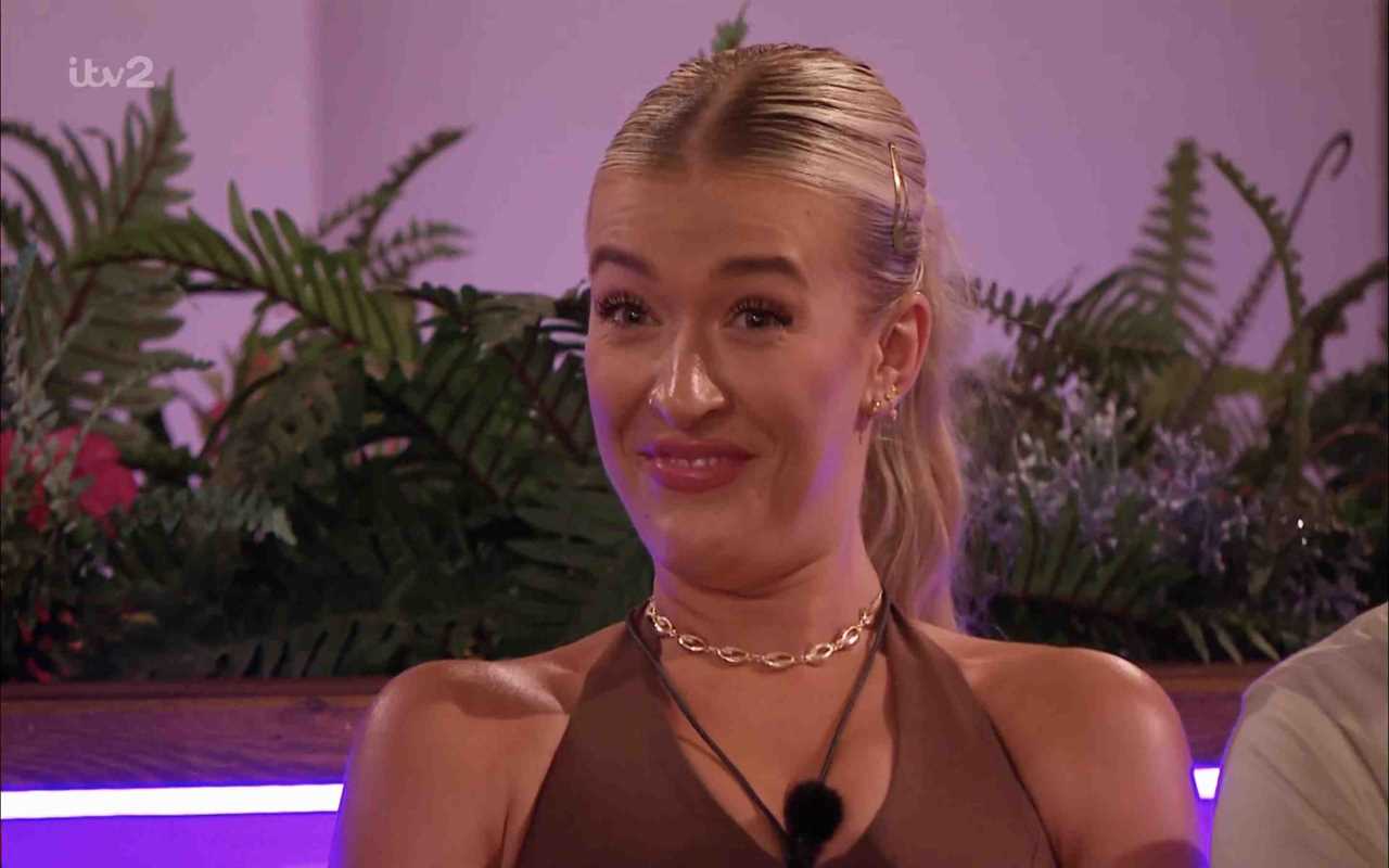 Love Island fans spot major sign Jess isn’t happy to see Molly after bullying claims