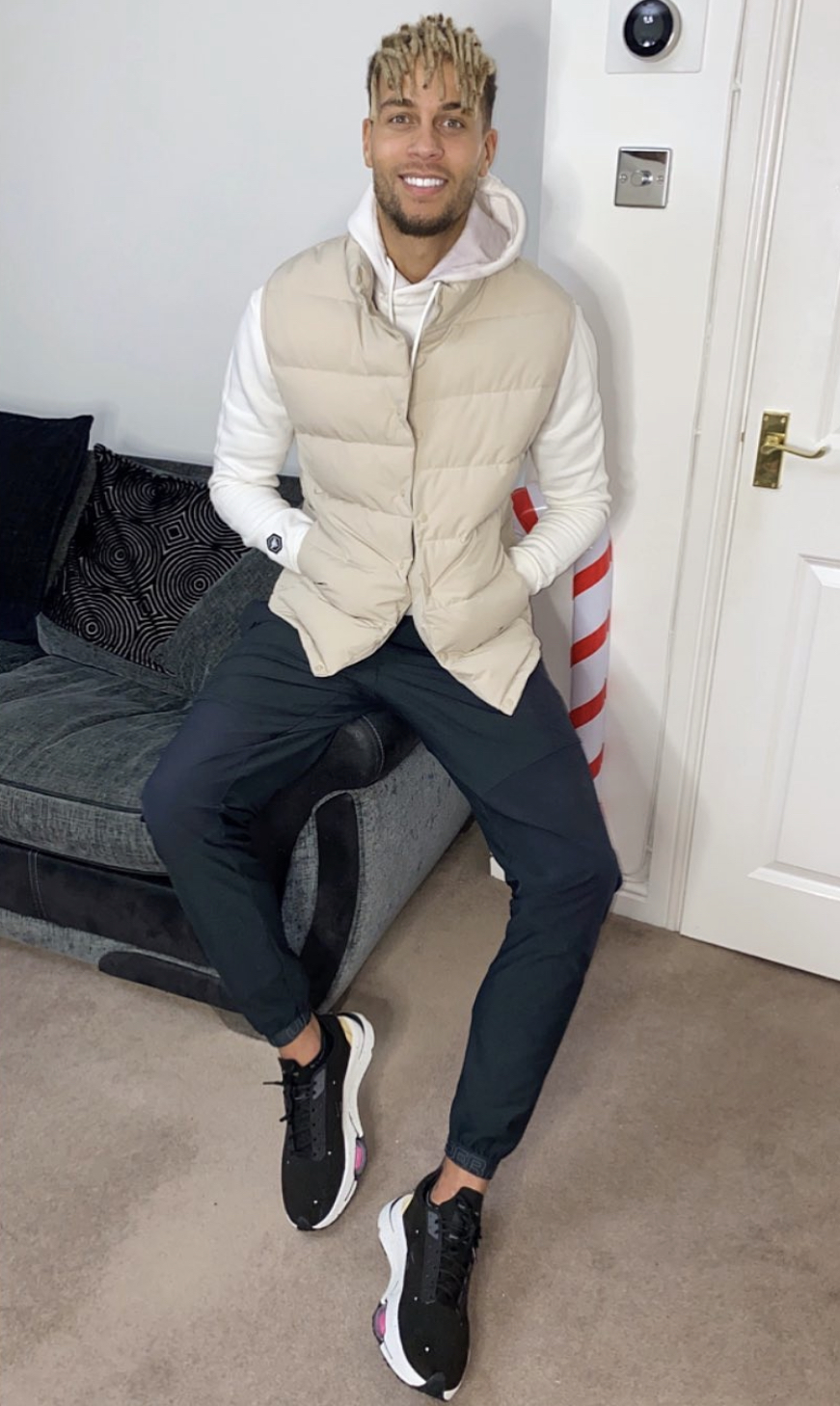 Inside Love Island star Ouzy See’s stylish home as he turns heads in Casa Amor