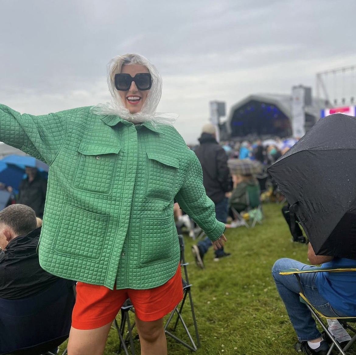 Steph McGovern looks worlds away from glam Packed Lunch appearance in drenched beach selfie