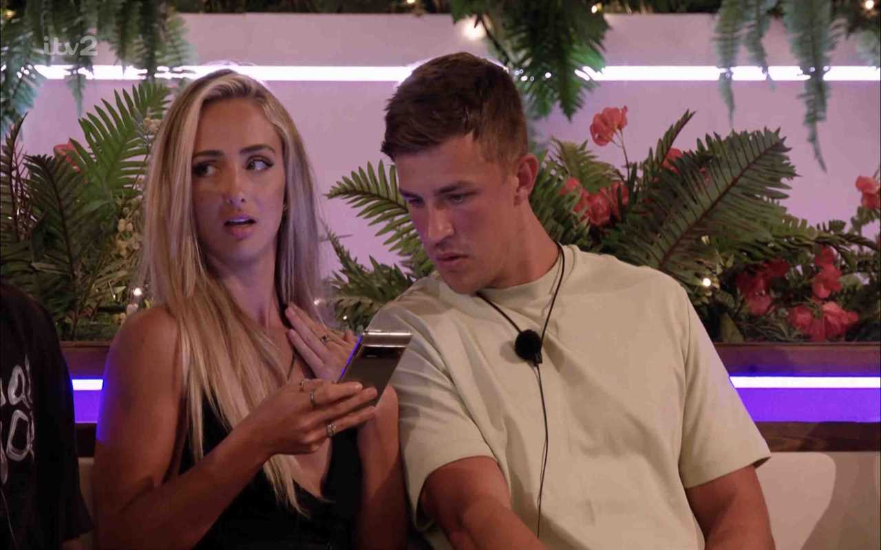 Mitch is a ‘walking red flag’ claim Love Island fans as they slam his ‘manipulative’ behaviour on show