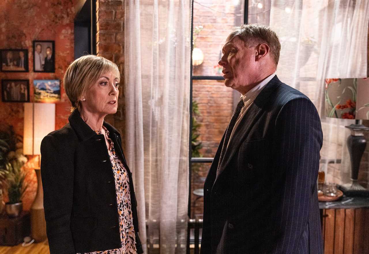 Audrey Roberts makes shock murder accusation in Coronation Street