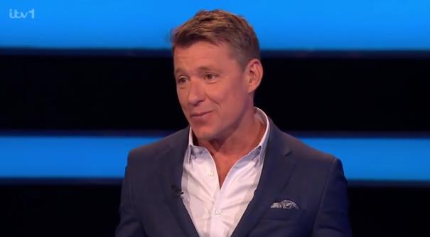 Ben Shephard leaves Tipping Point contestant blushing as he dishes out naughty message