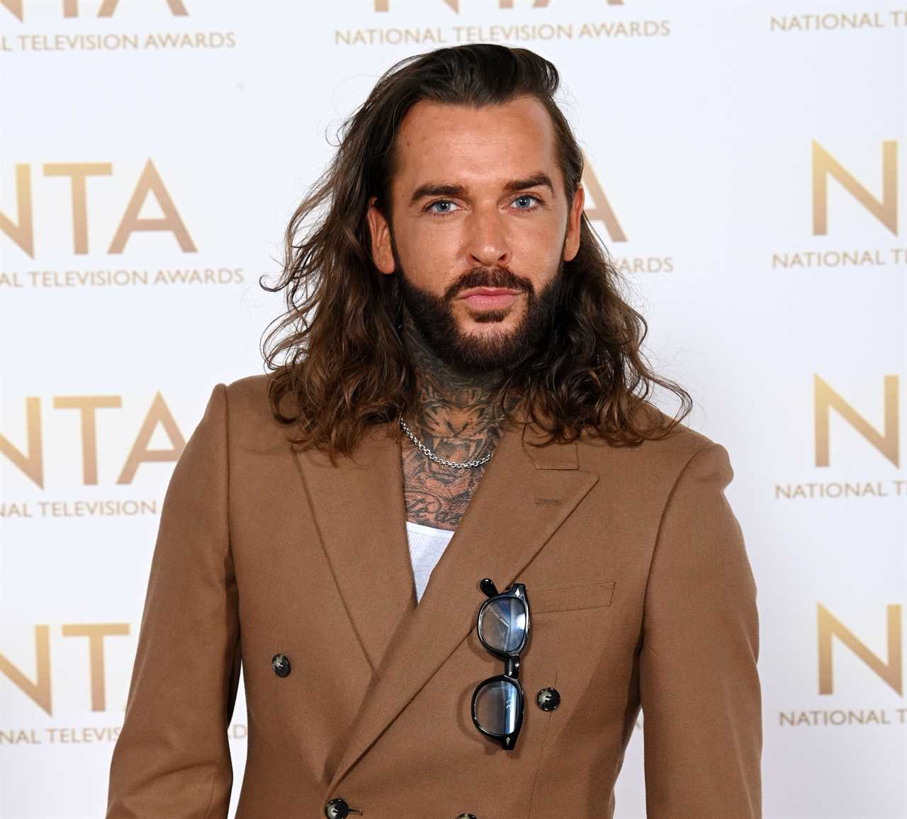 Explosive Towie feud reignited as unearthed clip sees Pete Wicks brands ex co-stars ‘d******ds’