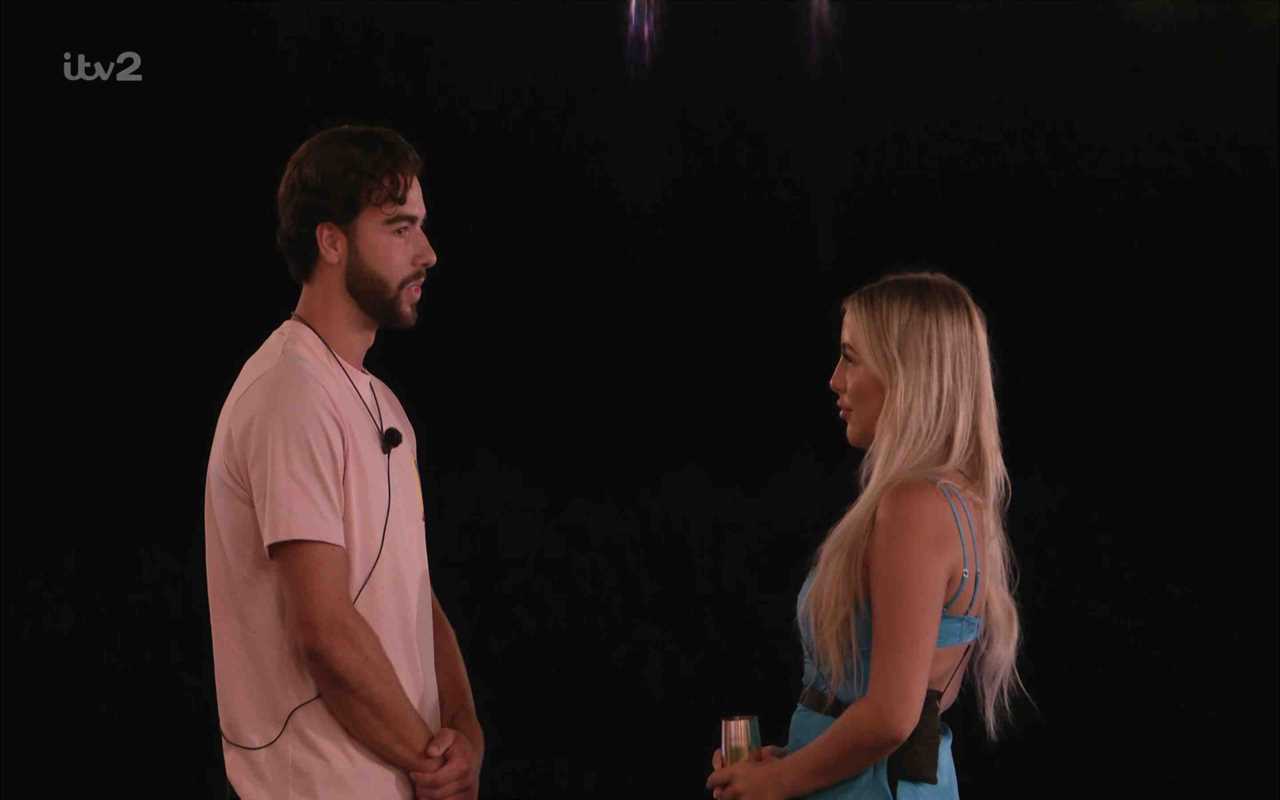 Love Island fans figure out the real reason Sammy asked Jess to be his girlfriend