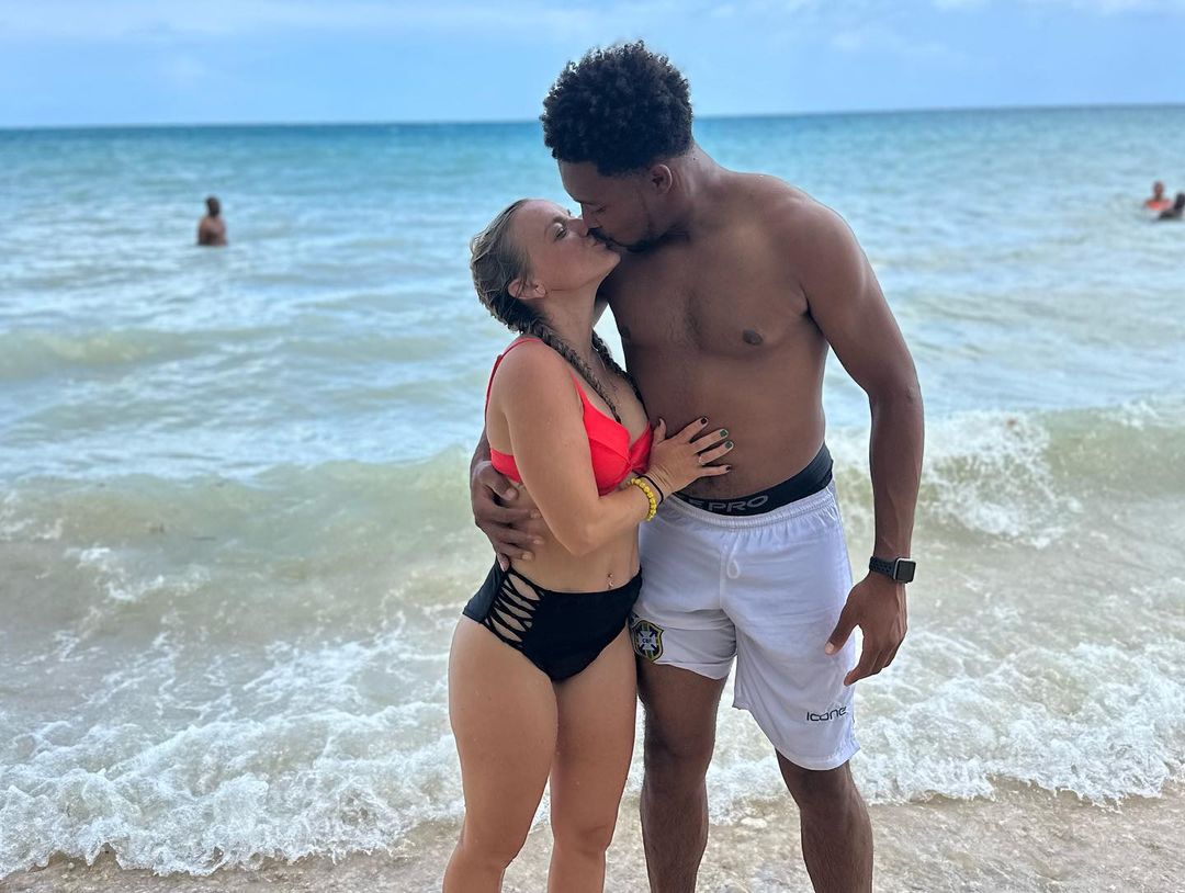 Teen Mom fans accuse Mackenzie McKee of ‘farting’ in boyfriend Khesanio’s face in jaw-dropping video