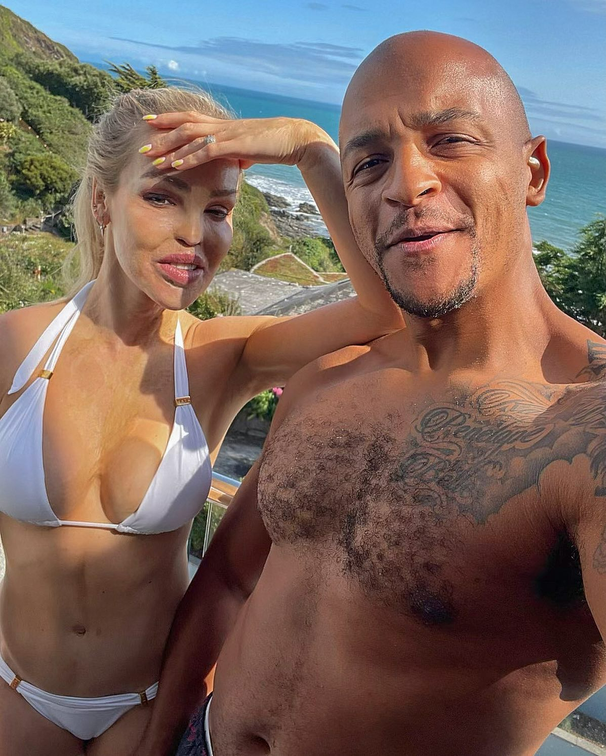 Katie Piper praised as ‘a total fittie’ by Lisa Snowdon as she strips down to a bikini to show off her amazing figure
