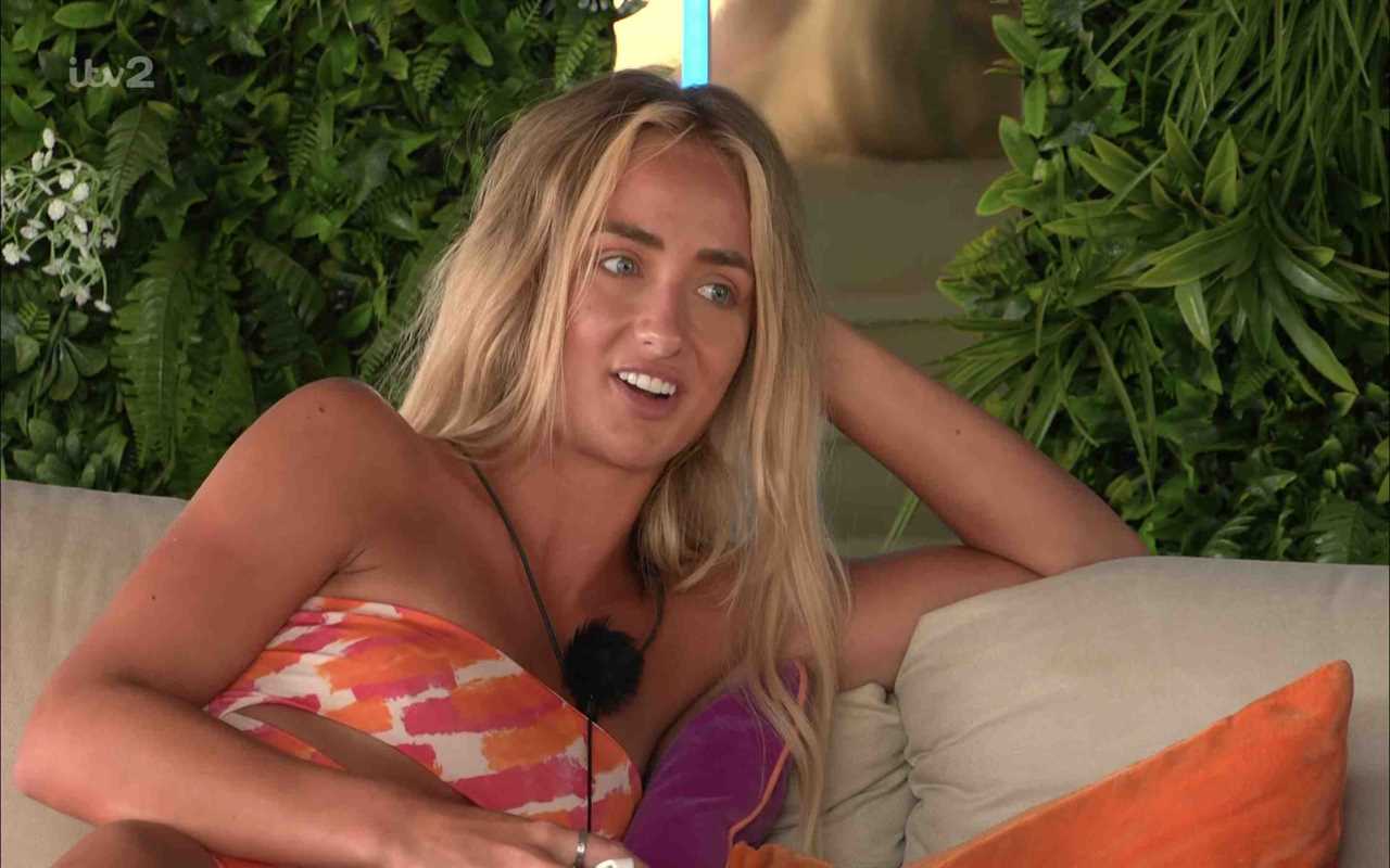 Love Island fans work out ‘real reason’ why Scott dumped Abi before villa axe