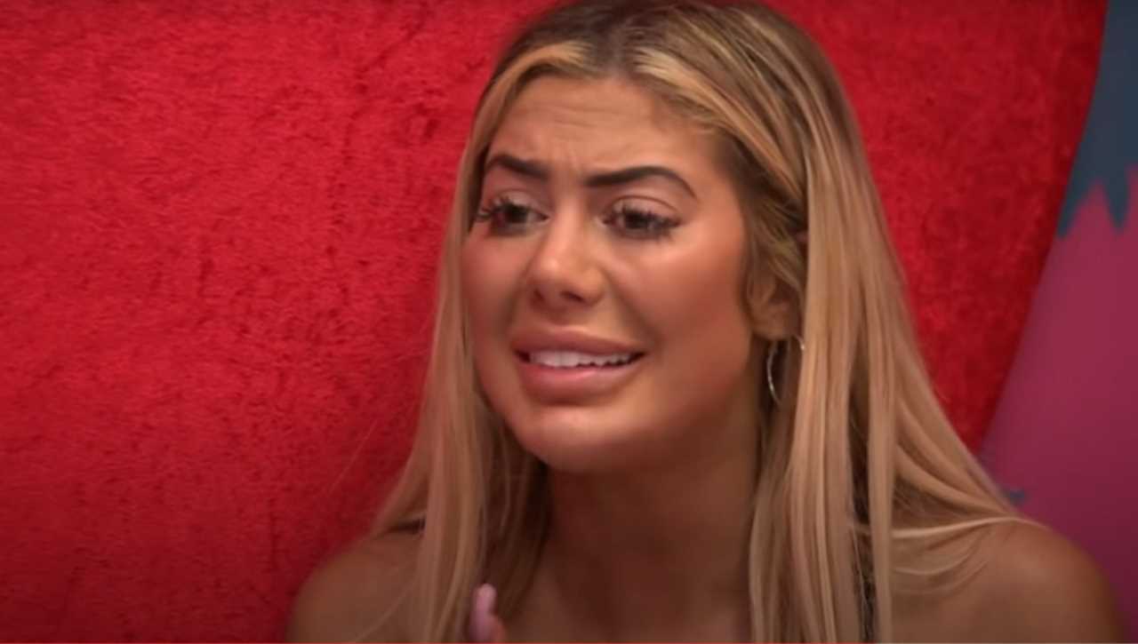 Chloe Ferry stuns in bra top and figure hugging skirt as she launches new business