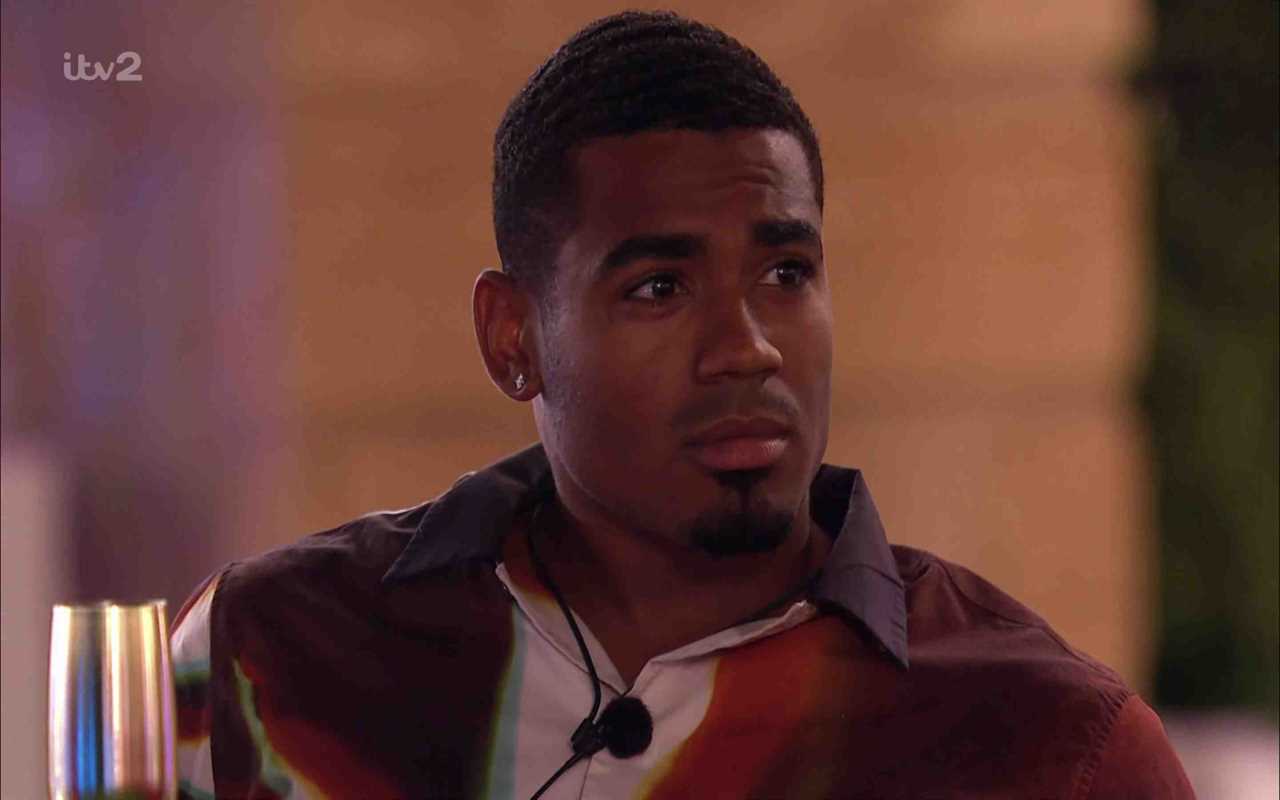 Dumped Love Island star Scott takes a swipe at Mitch and Tyrique with savage dig