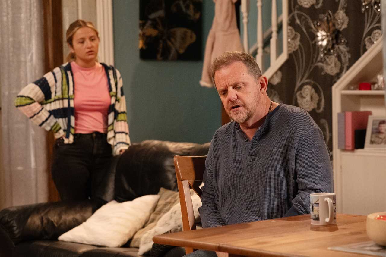 Emmerdale fans ‘work out’ tragic end for Dan Spencer as Lloyd’s wife makes a shock return to the village