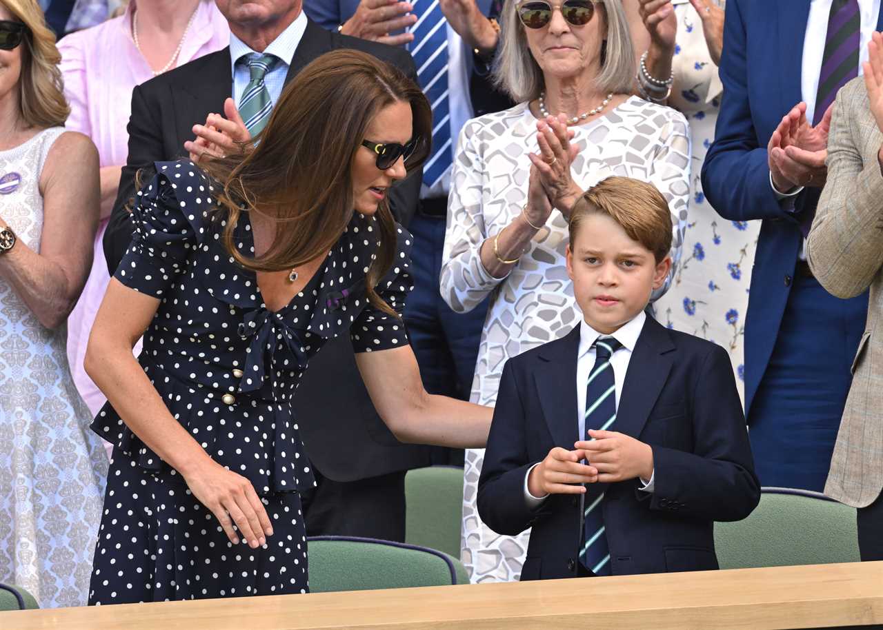 Kate Middleton has a ‘very heavy burden’ with Prince George’s future but comforts him with secret gesture, expert claims