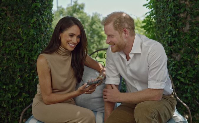 Meghan Markle’s birthday IGNORED publicly by Royals as they’re ‘fed up’ with Sussexes – in second snub in days