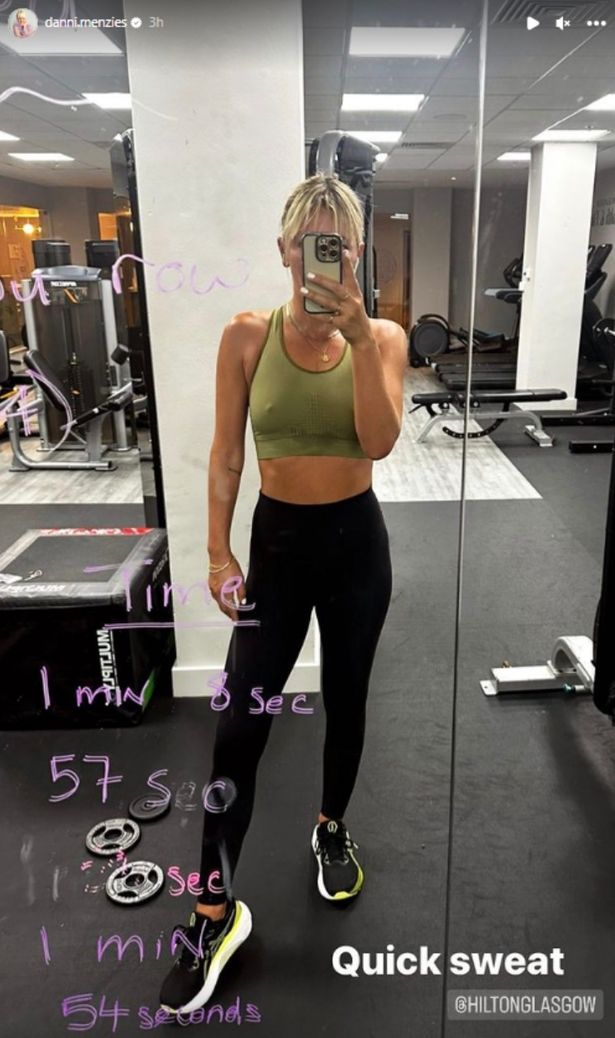 A Place in the Sun’s Danni Menzies works up a sweat in skintight gym wear in eye-popping mirror selfie