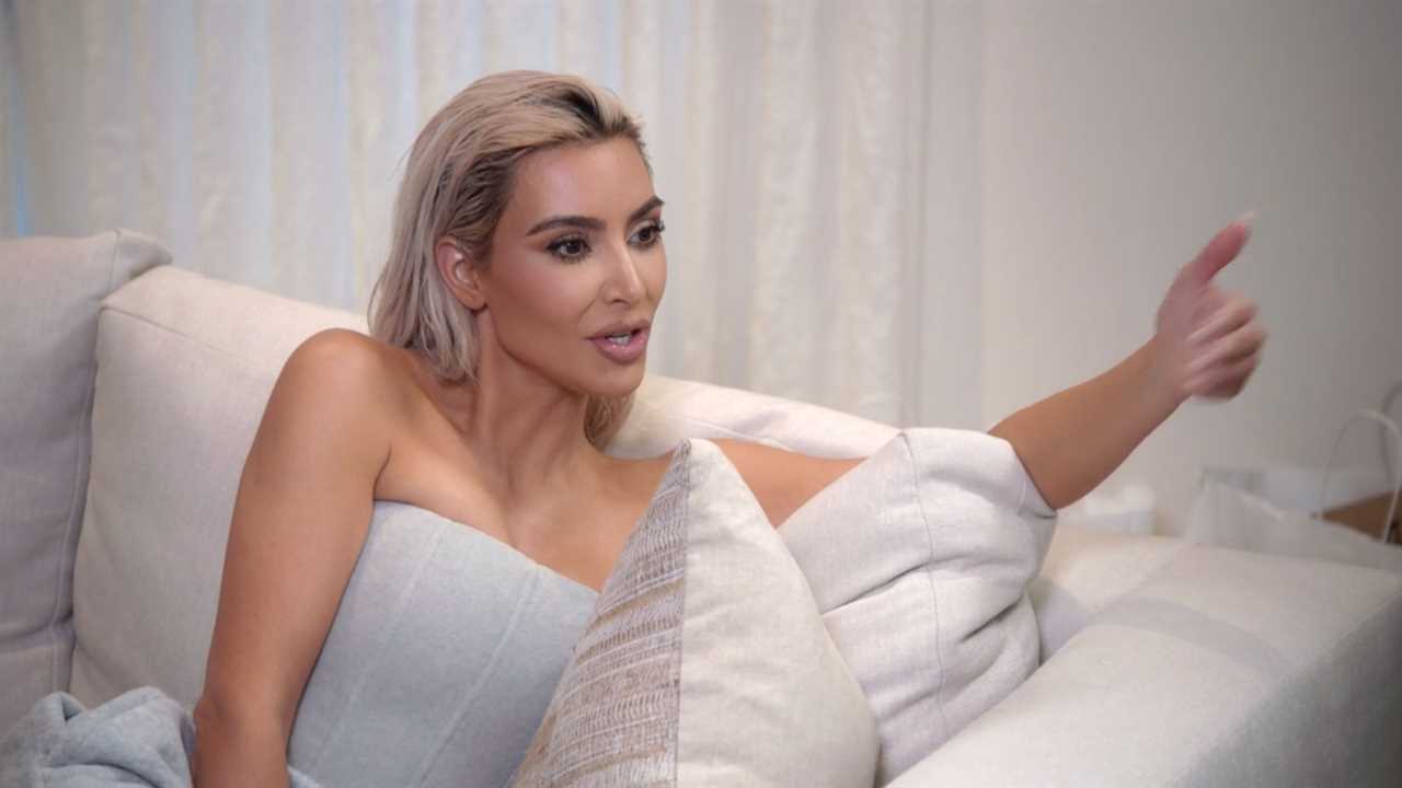 Kim Kardashian critics crack up over star and Kris Jenner getting ‘shaded’ with ‘major side-eye’ in ‘staged’ scene