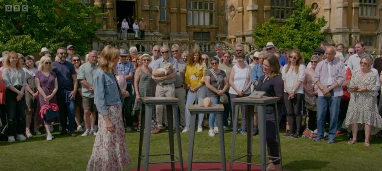 Antiques Roadshow viewers ‘switch off’ and slam Fiona Bruce – fuming ‘I couldn’t care less!’