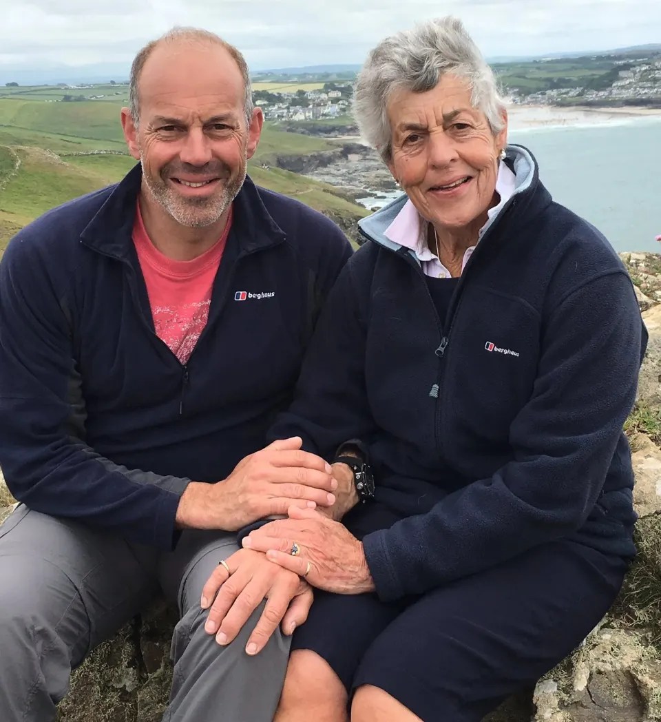 Kirstie Allsopp pays heartbreaking tribute to Phil Spencer’s parents after they are both tragically killed in farm crash