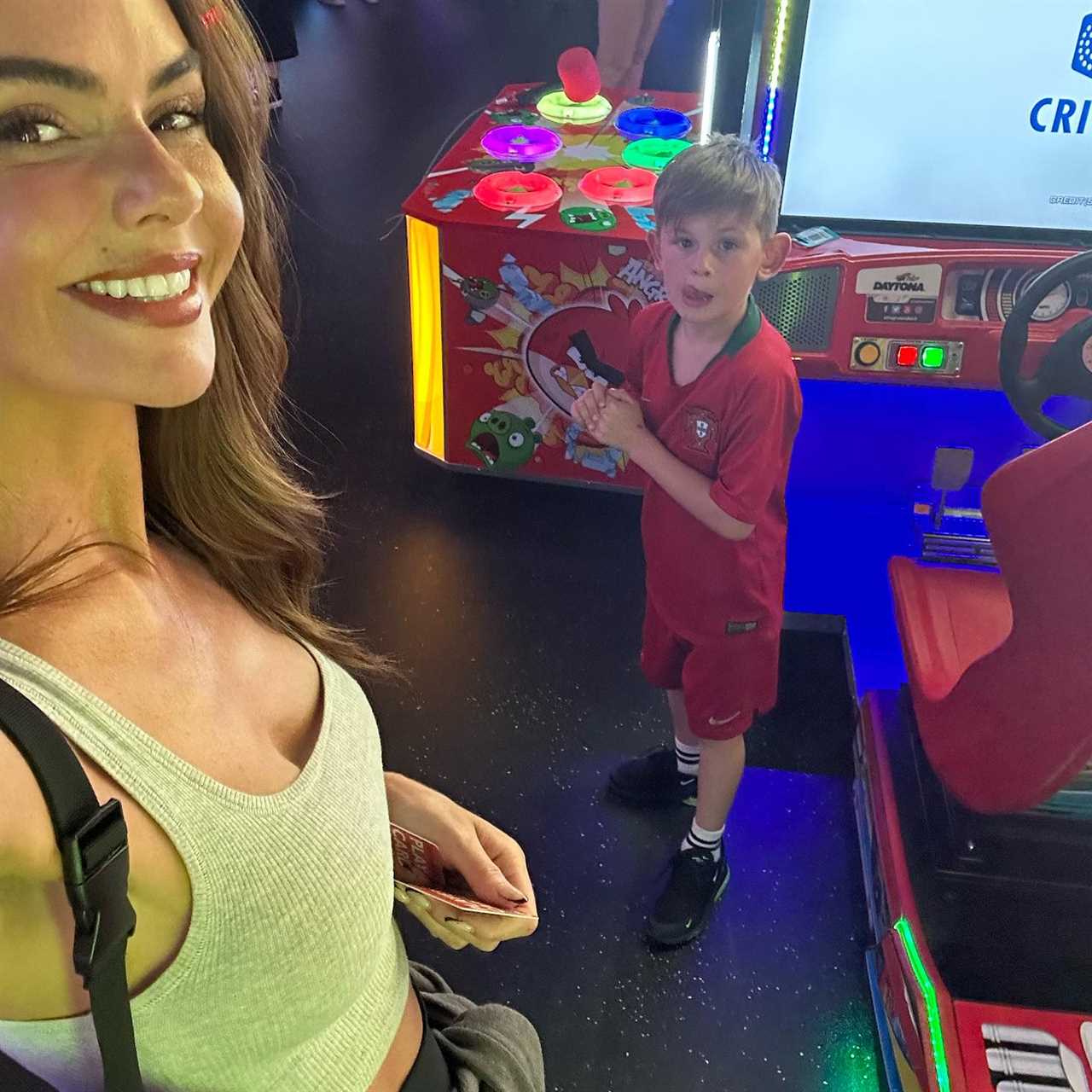 Hollyoaks star Jennifer Metcalfe cruelly mum-shamed as she spends day out with her son