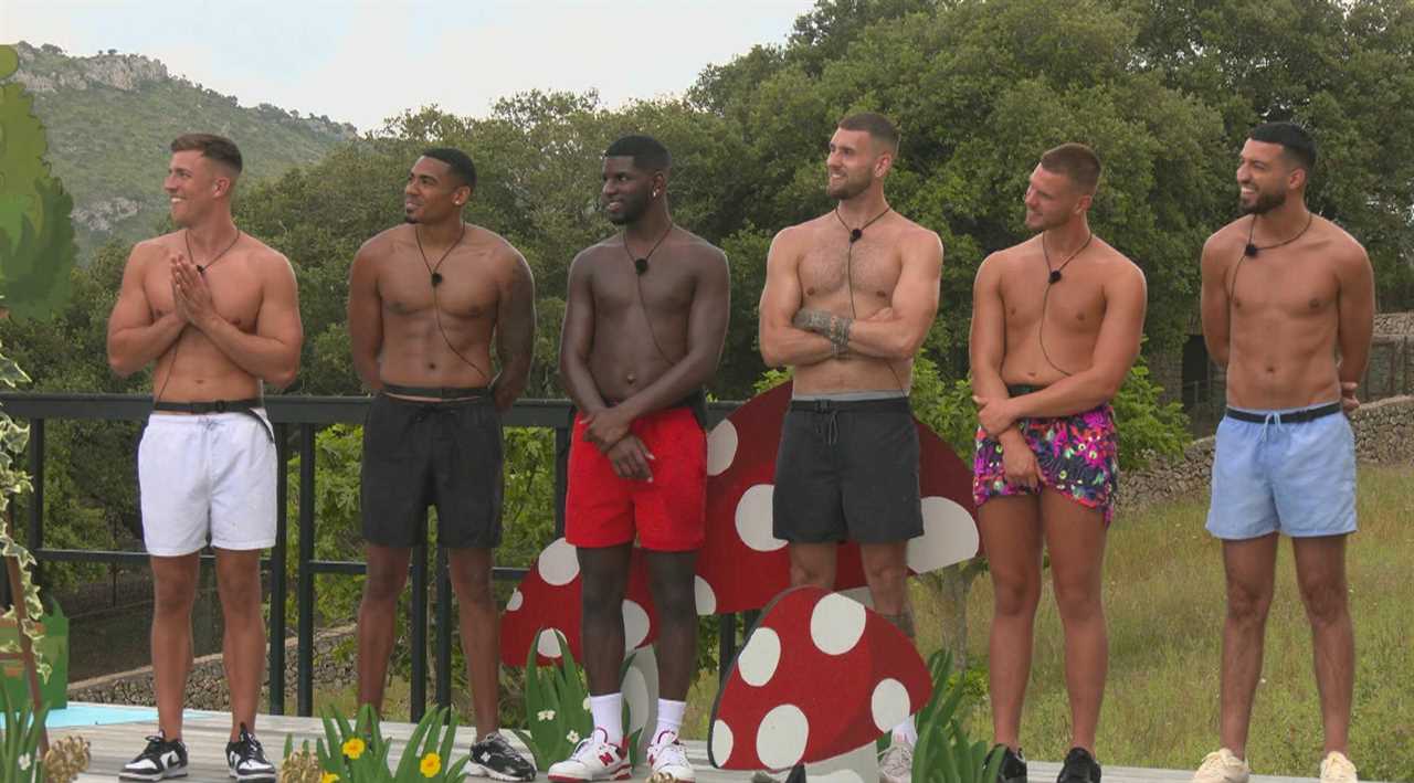 Love Island’s Mitch given urgent warning by fans after ‘dangerous’ Instagram post with £80k Range Rover