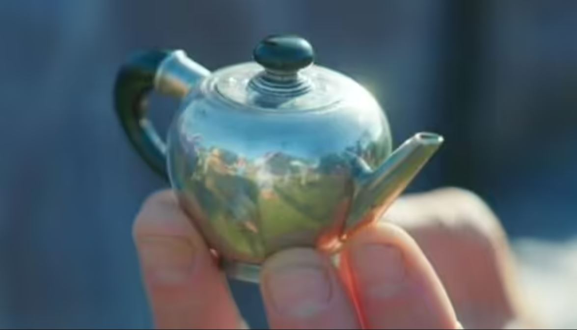 Uncommon Teapot Valued at More Than a Car on Antiques Roadshow