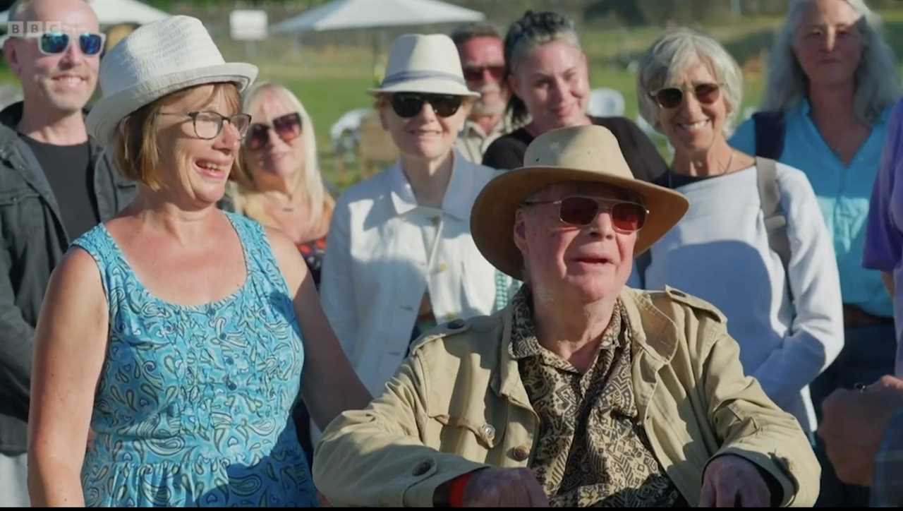 Uncommon Teapot Valued at More Than a Car on Antiques Roadshow