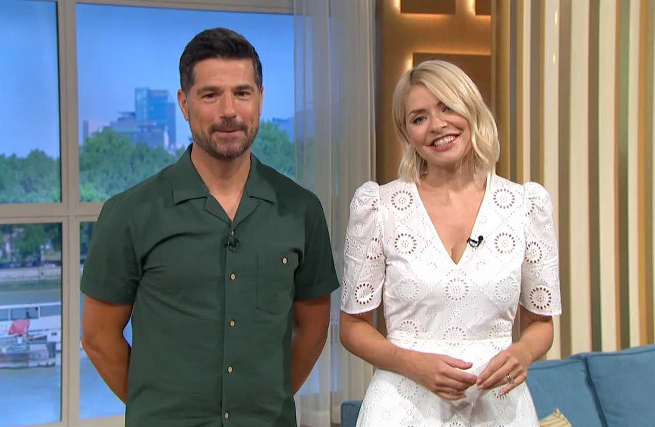 Holly Willoughby apologises to This Morning guest after