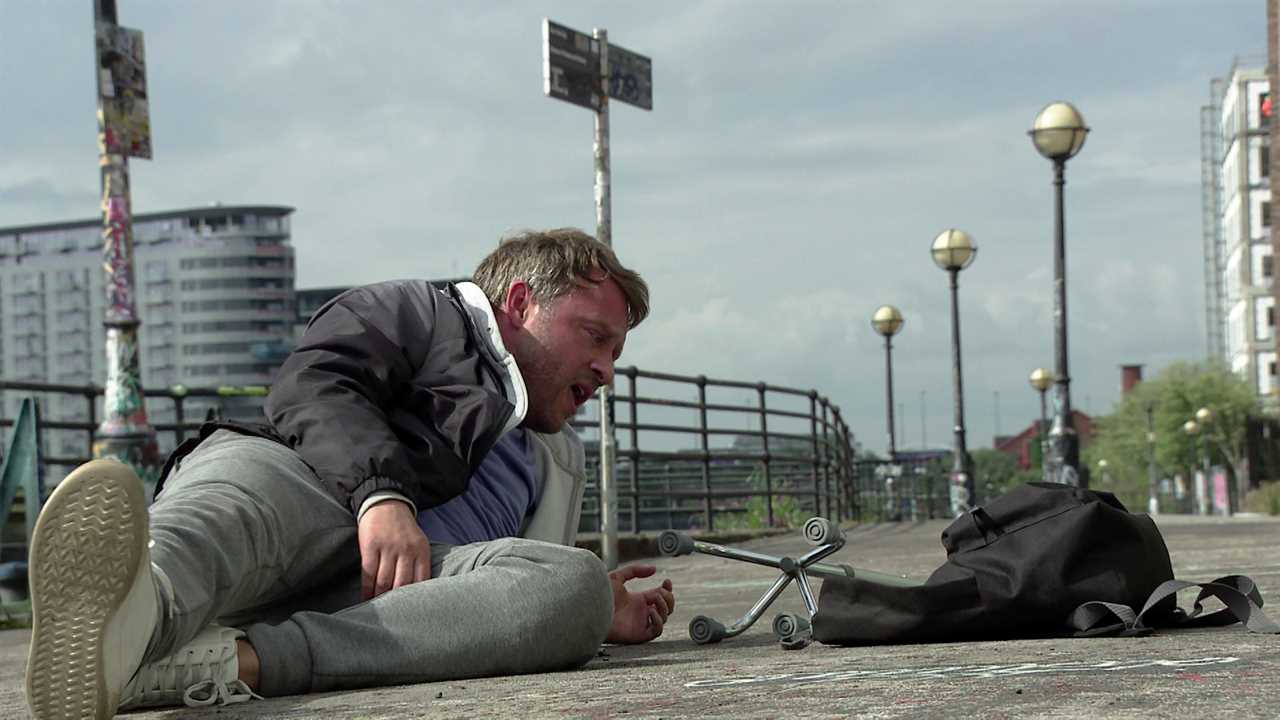 Coronation Street's Paul Foreman Collapses in the Cold Street as He Struggles with Motor Neurone Disease