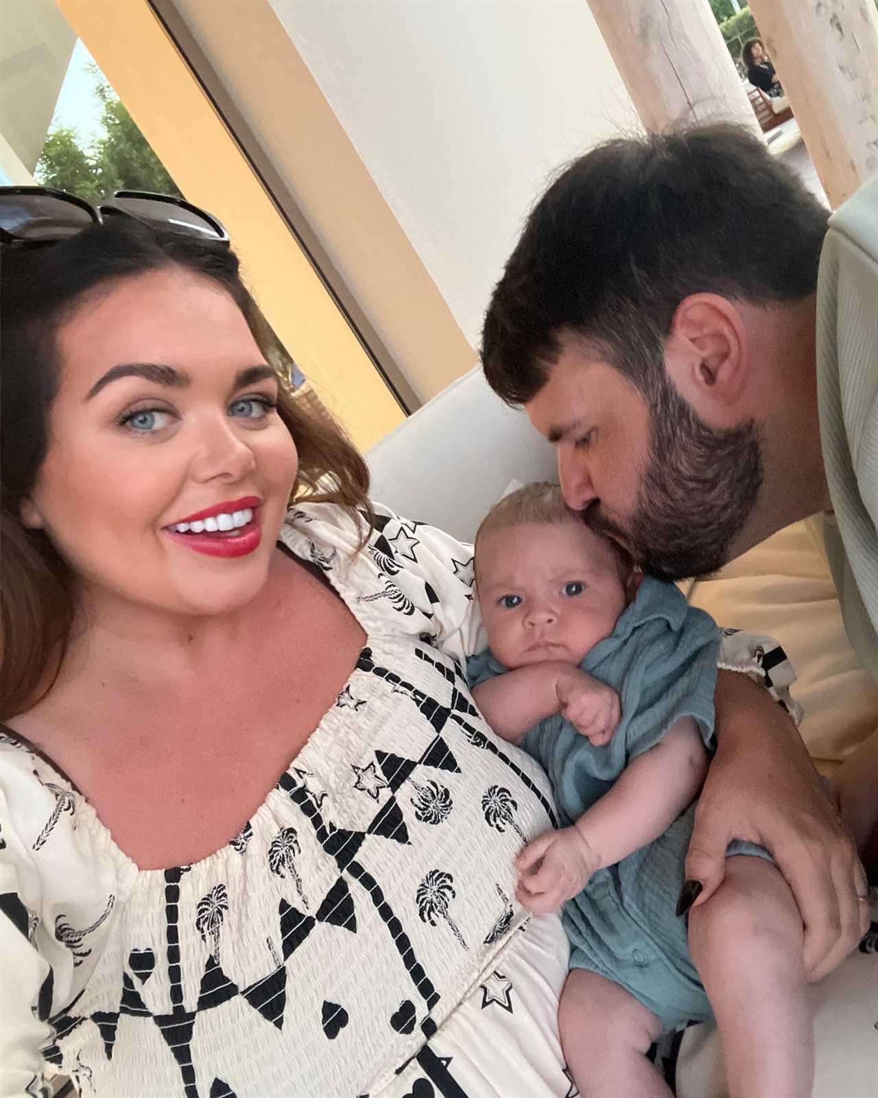 Scarlett Moffatt Mom-Shamed Over Holiday Pictures of Baby, But Receives Support