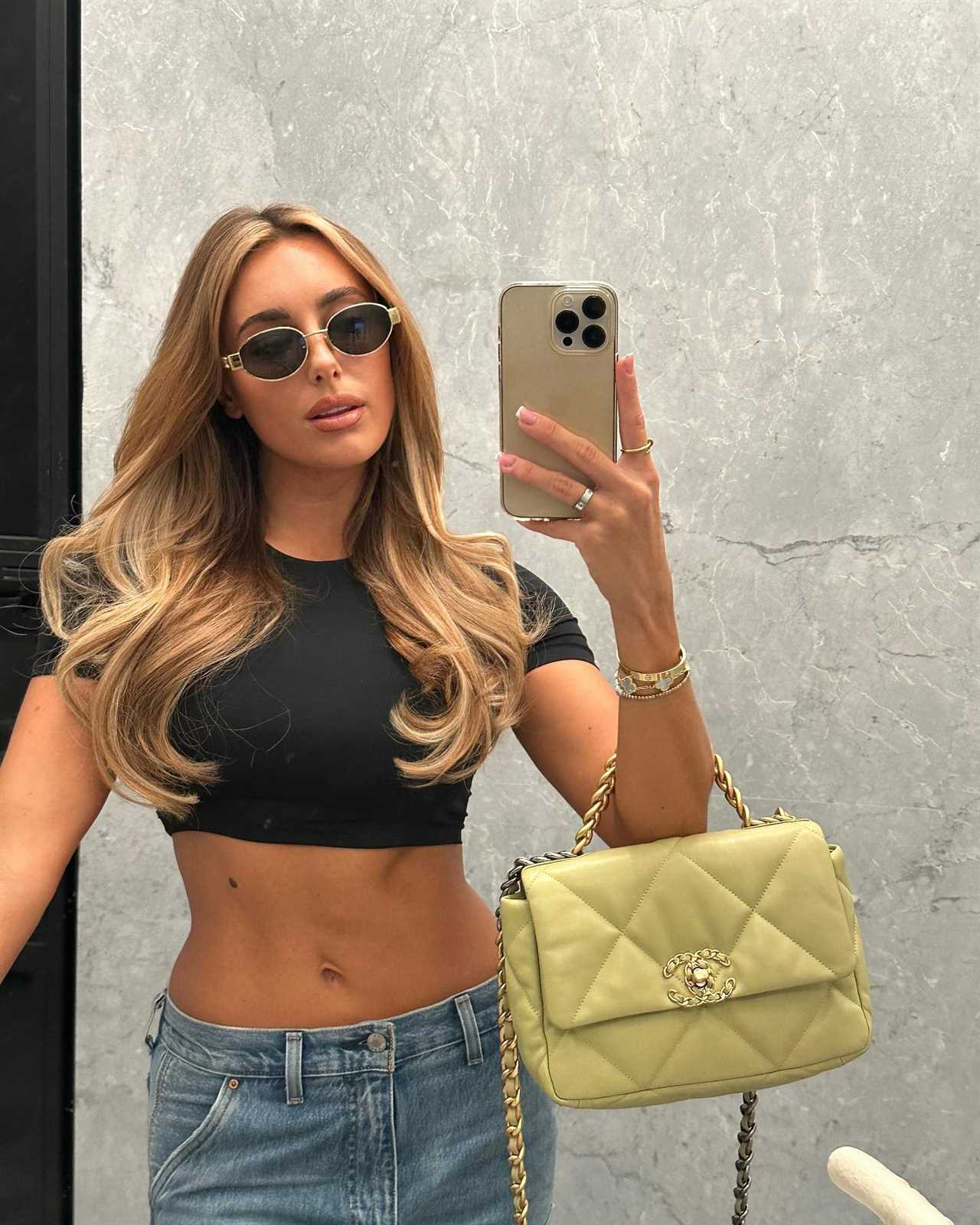 Towie’s Amber Turner shows Dan Edgar what he’s missing as she flashes her abs in sizzling snap