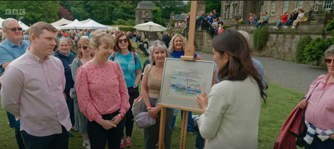 Antiques Roadshow guest stunned as old painting receives staggering valuation