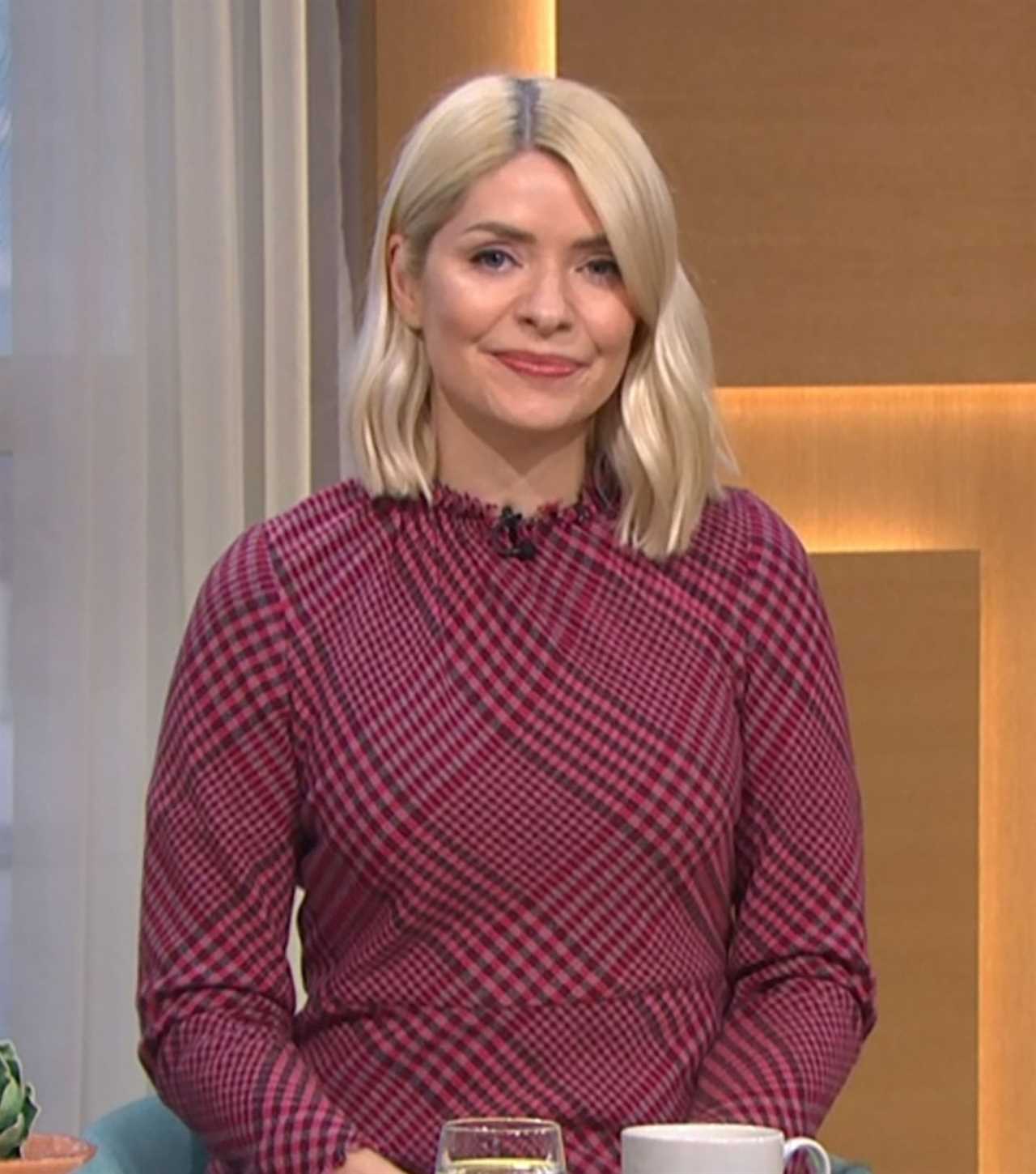 Holly Willoughby pays tribute to This Morning star Dr Uchenna Okoye