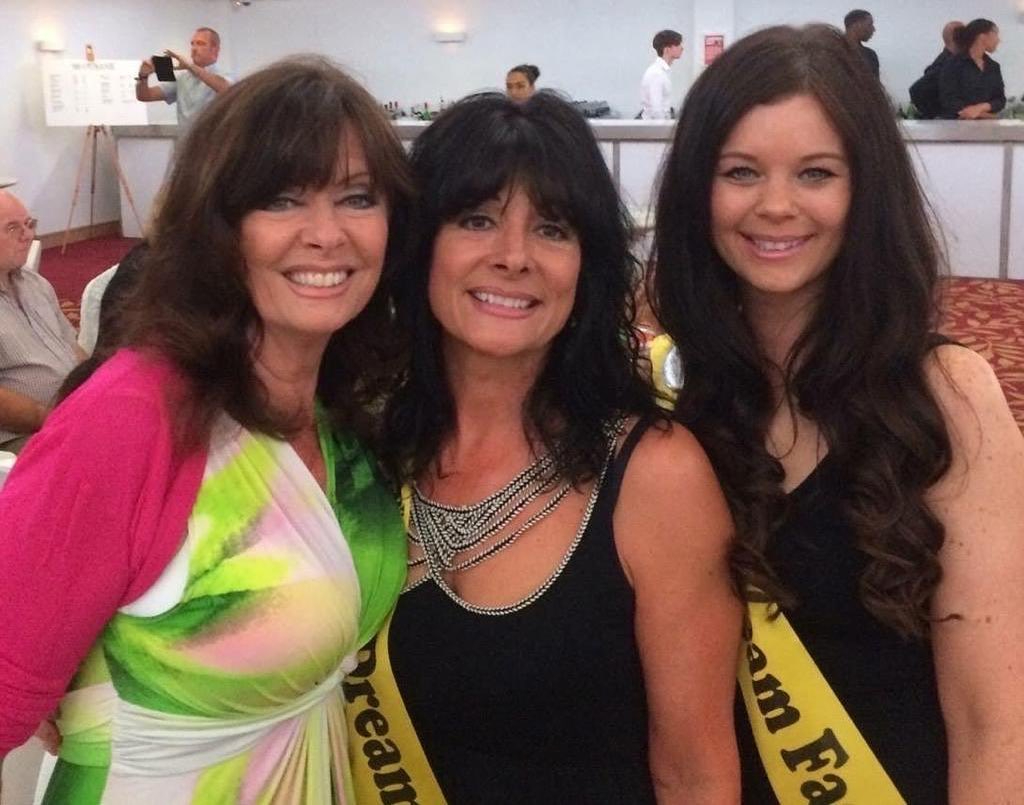 Allo' Allo's Vicki Michelle pays tribute to 'baby sister' after funeral