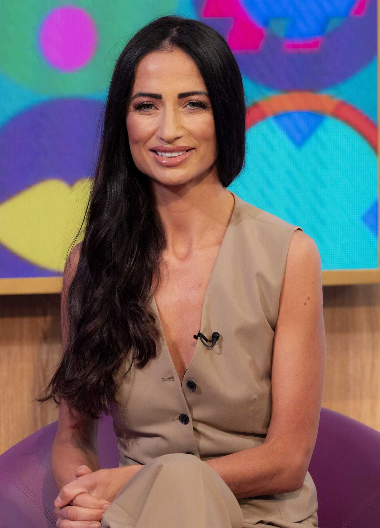 Big Brother's Chantelle Houghton Explains 5-Stone Weight Loss After Leaving Fans Concerned with Her Appearance