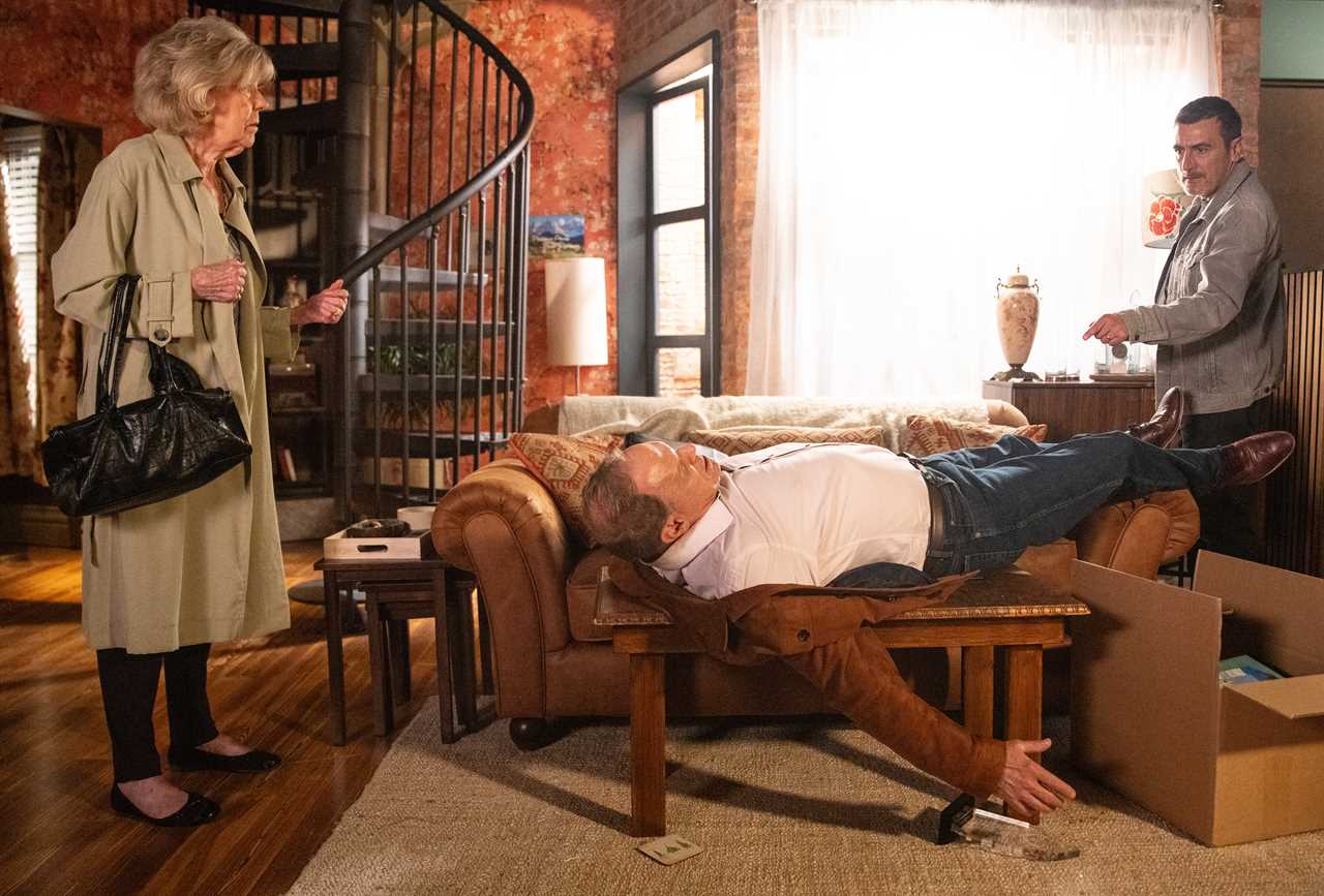 Audrey Roberts Confronts Killer Son Stephen Reid in Coronation Street