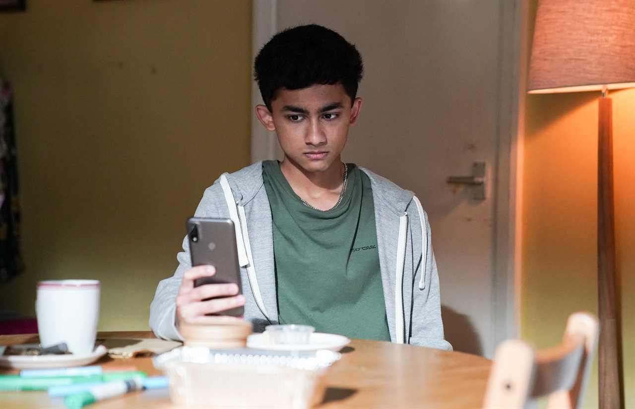 Ravi Gulati's Shock Discovery as Police Learn Truth about Nugget in EastEnders