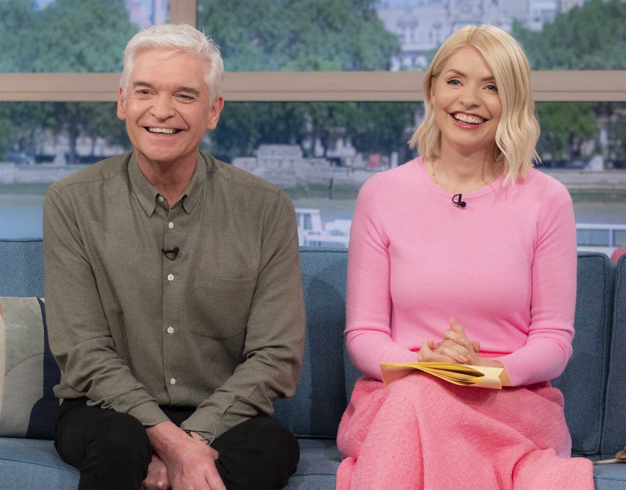 Holly Willoughby reportedly felt forced to leave This Morning and is in a bad way, a friend has claimed