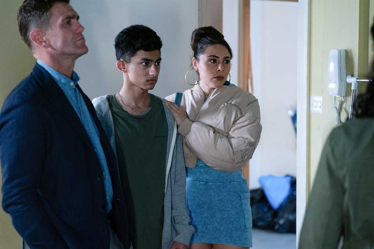 Nugget Returns and Confronts Dad Ravi About Being a Murderer in EastEnders