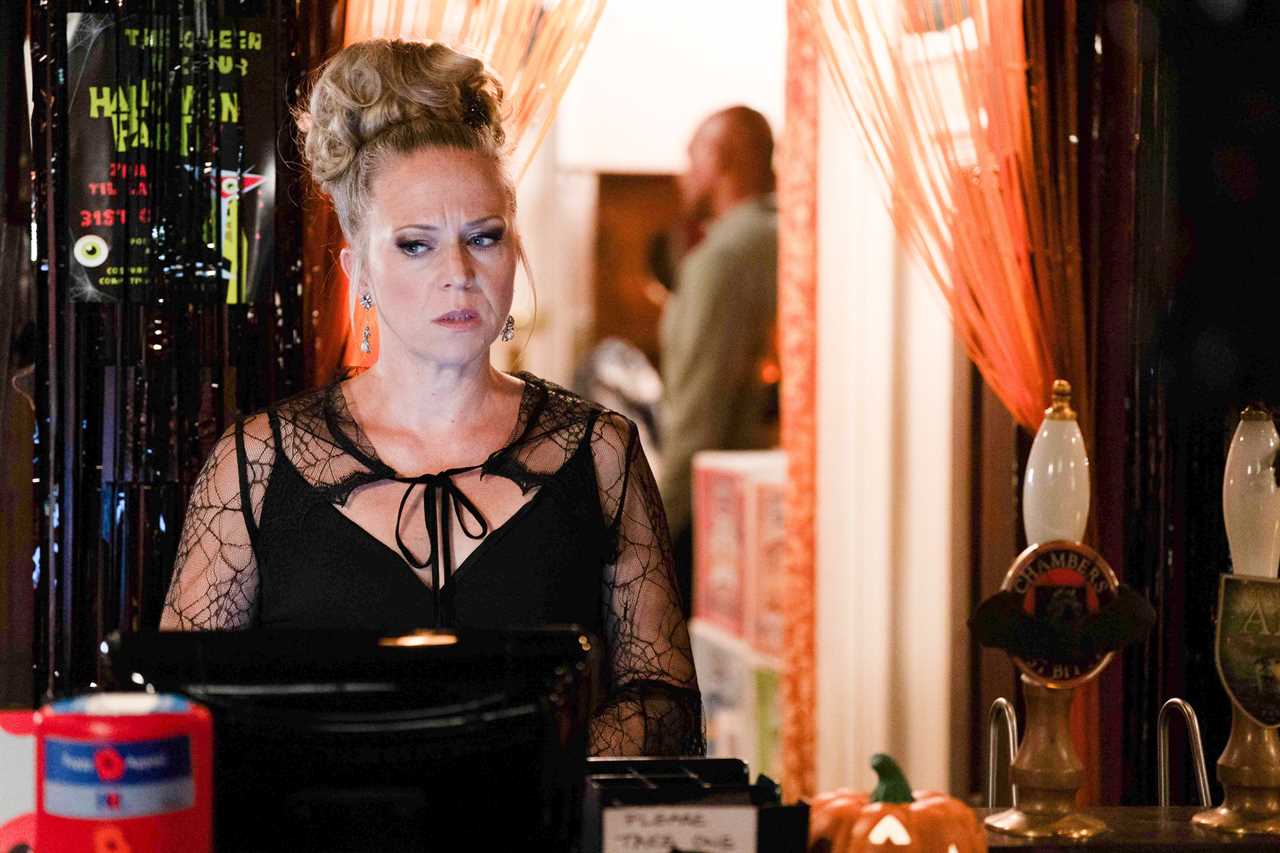 Linda Carter terrified as she gets a horrifying Halloween shock in EastEnders