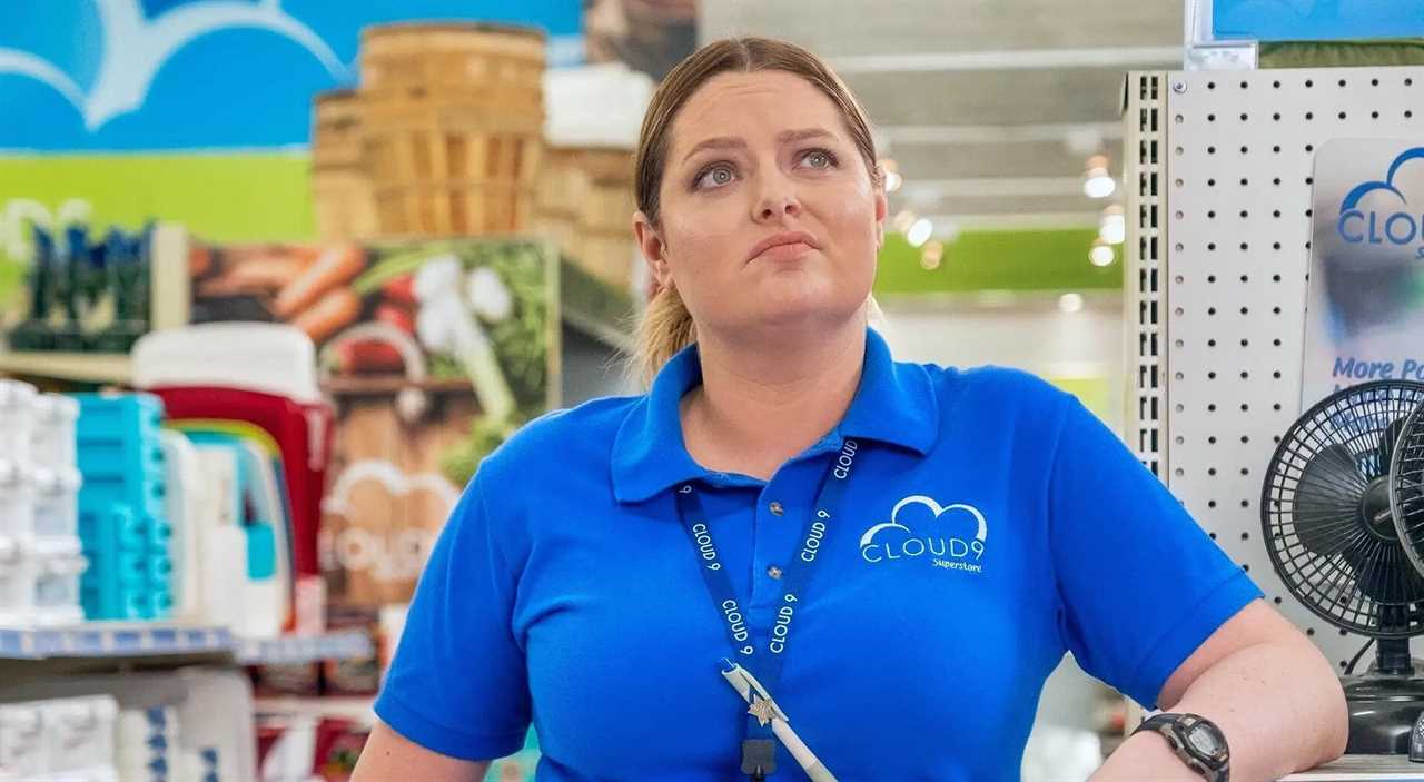 Superstore Star Lauren Ash's Dramatic Makeover Leaves Fans Speechless