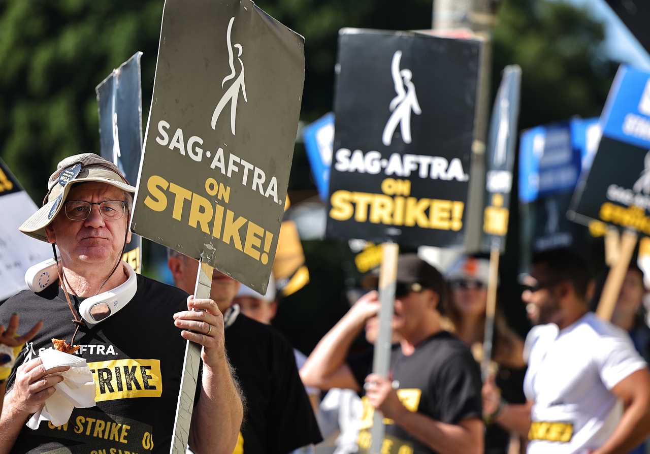 SAG-AFTRA Ends Strike with Studios, Actors and Writers Can Get Back to Work Soon