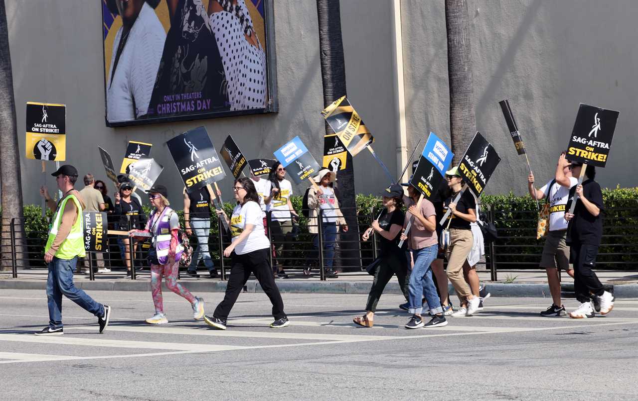 SAG-AFTRA Ends Strike with Studios, Actors and Writers Can Get Back to Work Soon