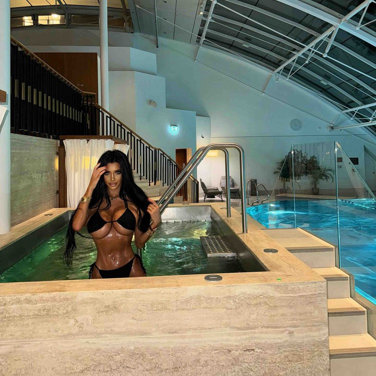 Chloe Khan flaunts her toned abs in a sizzling hot tub photoshoot