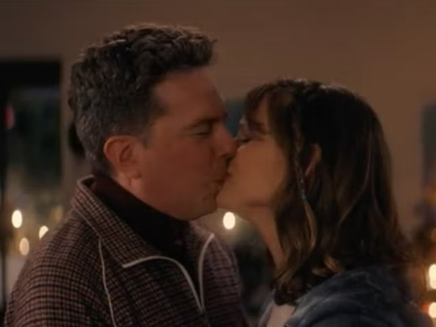 Netflix Fans Disgusted by 'Incestuous' Scene in Christmas Movie Family Switch